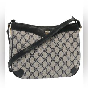 💖💖 Vintage Gucci Beige GG Canvas Shoulder Bag with Black Trim
